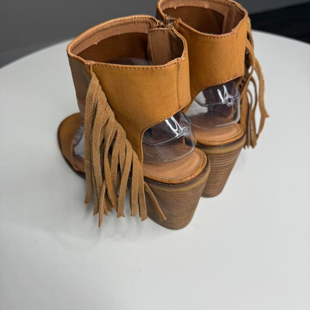 Very Volatile LA Tan Fringe Heeled Sandals Boots Clear Heel Boho Festival Size 9 - Picture 3 of 8